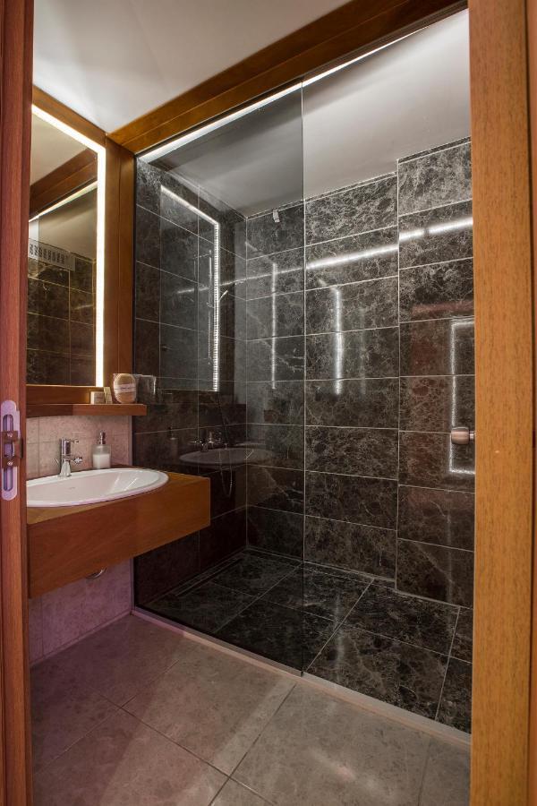 Hotel Azmakhan Акьяка Экстерьер фото